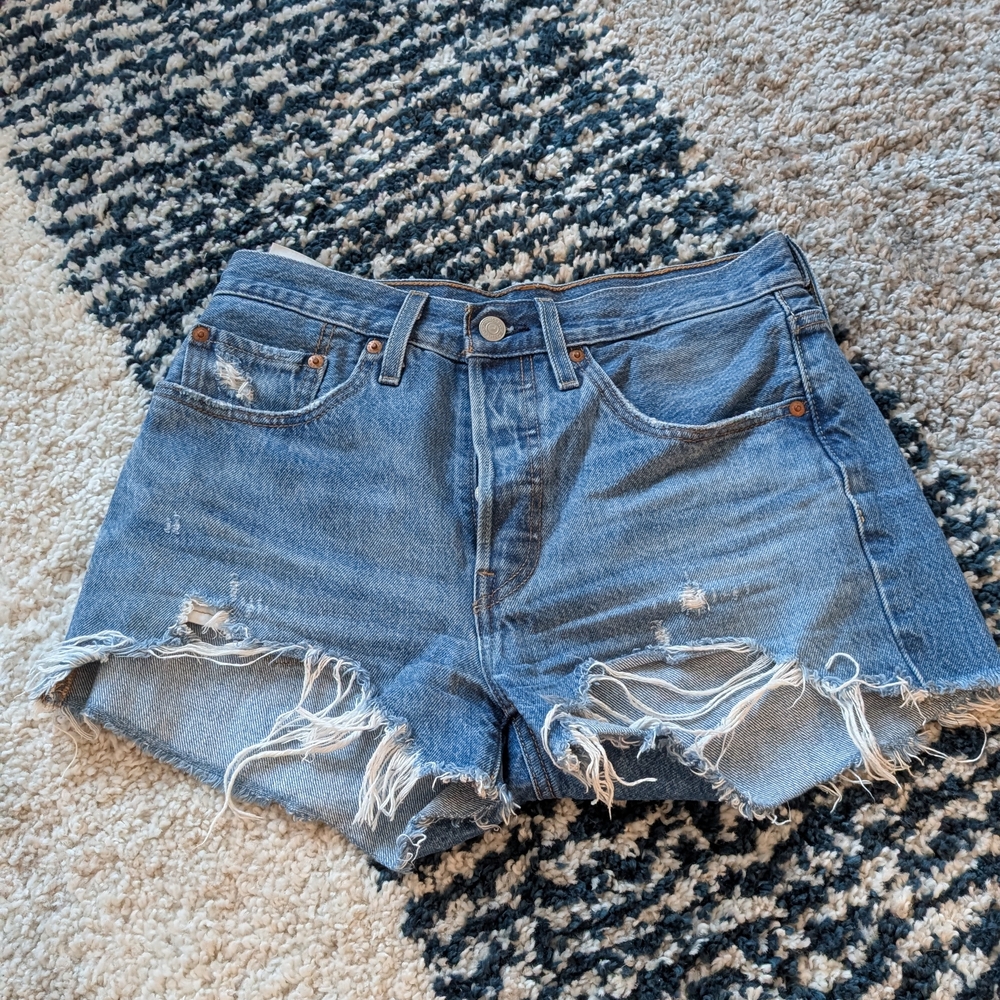 Levi 501 Distressed Denim Women Shorts